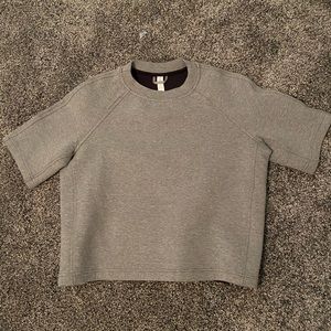 gray lululemon sweat shirt